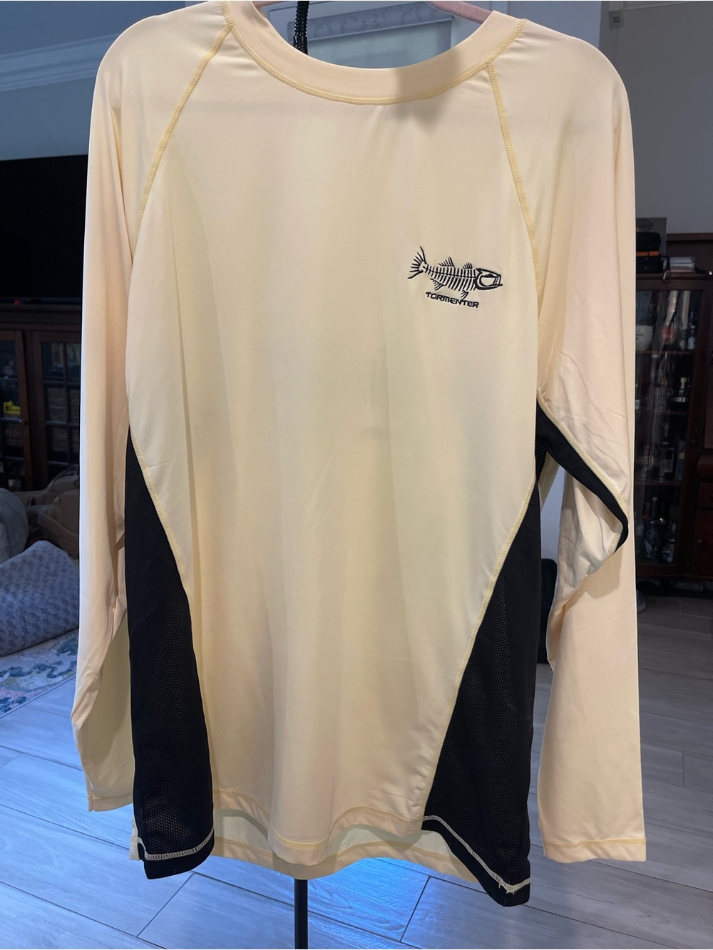 Men's Pale Yellow Long-Sleeve Swim Rash Guard with Black Panels Fishing Shirt